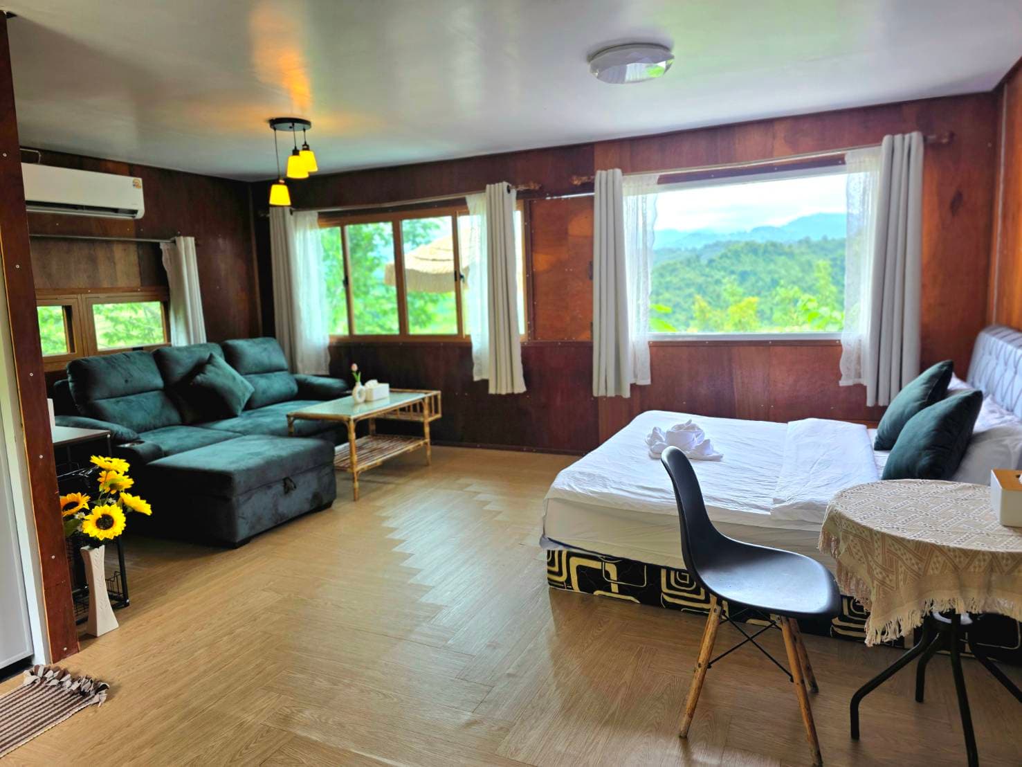 บ้านสุขใจ - Laklai View ที่พักบนเส้นทางปัว–บ่อเกลือ จังหวัดน่าน