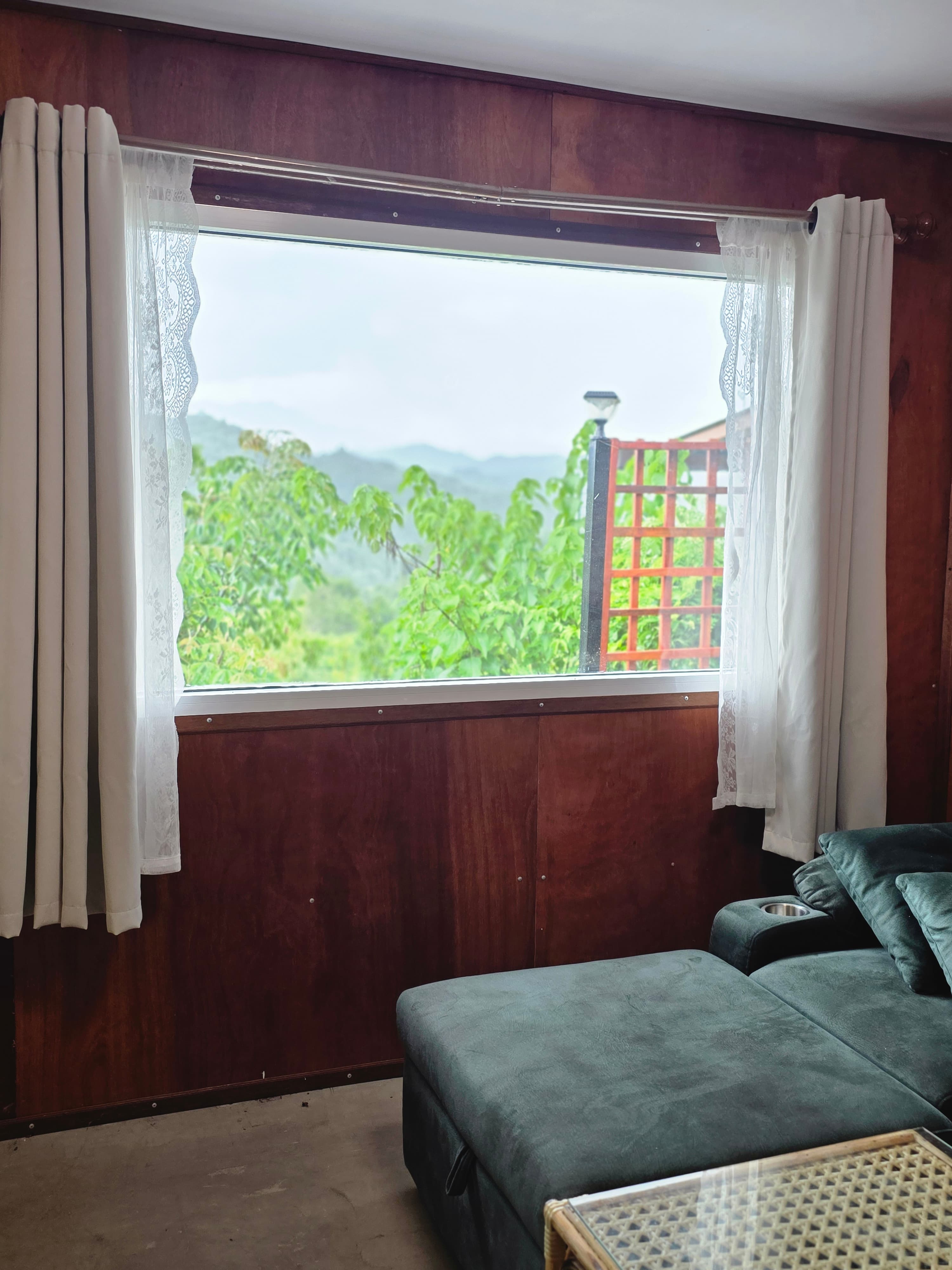 บ้านสุขใจ - Laklai View ที่พักบนเส้นทางปัว–บ่อเกลือ จังหวัดน่าน