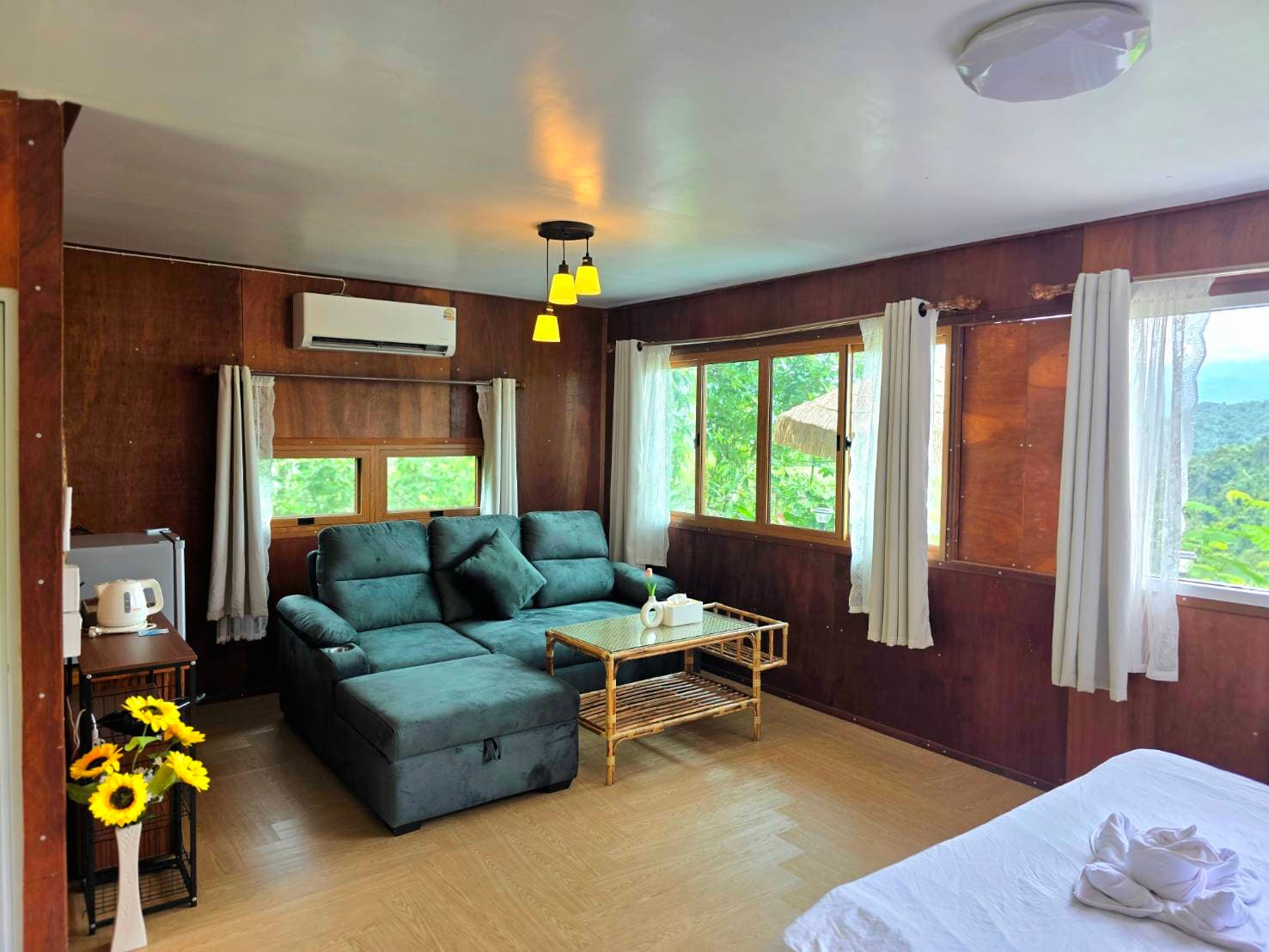 บ้านสุขใจ - Laklai View ที่พักบนเส้นทางปัว–บ่อเกลือ จังหวัดน่าน